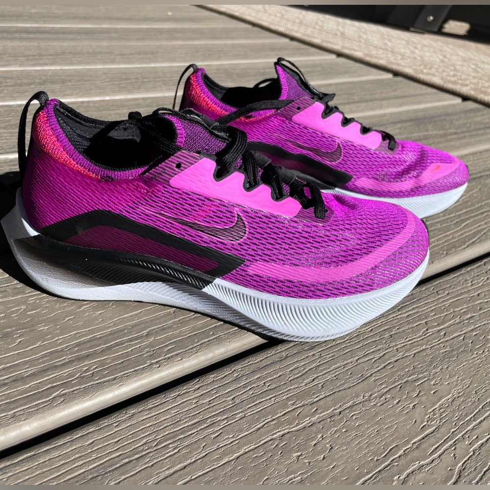 Nike Zoom Fly 4